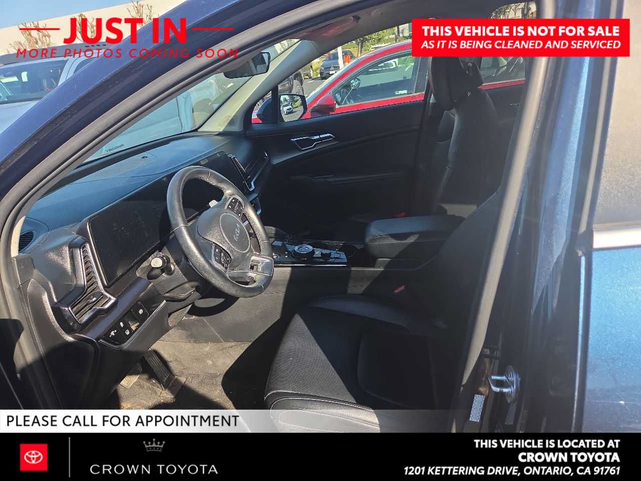 Used 2023 Kia Sportage EX AWD/4WD image 9