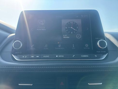 Certified 2024 Nissan Rogue SV AWD/4WD image 40