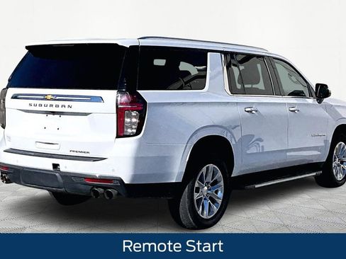 Used 2023 Chevrolet Suburban Premier image 9