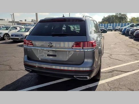 Used 2021 Volkswagen Atlas SE image 19