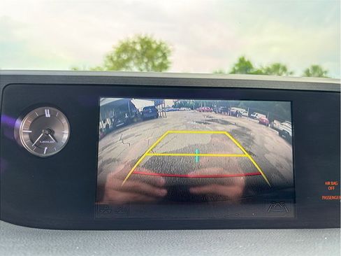Used 2020 Lexus ES 350 w/ Premium Package FWD image 31