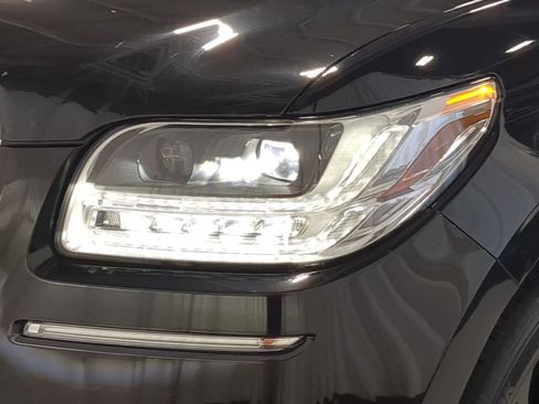 Used 2020 Lincoln Navigator Reserve w/ Equipment Group 208A Reserve AWD/4WD image 14