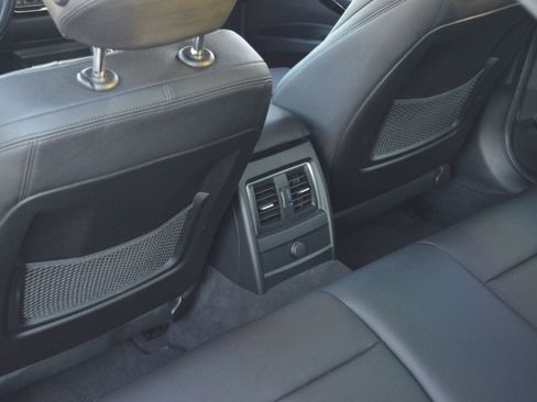 Used 2017 BMW 330i Sedan image 30