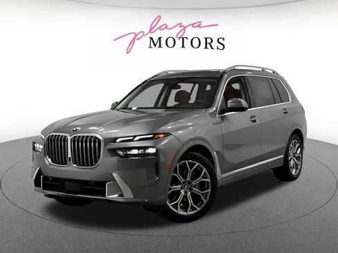 Certified 2026 BMW X7 xDrive40i AWD/4WD image 2