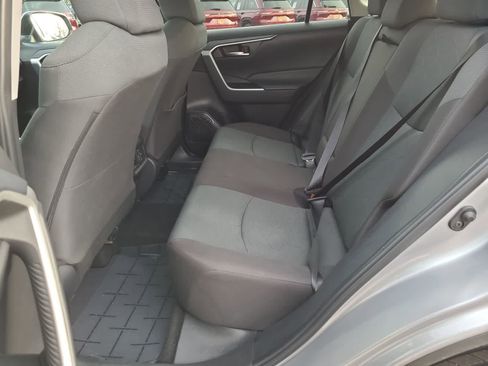 Used 2024 Toyota RAV4 XLE image 21