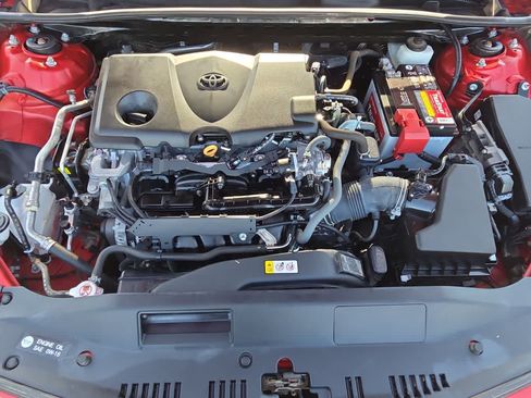Used 2021 Toyota Camry XSE FWD image 13