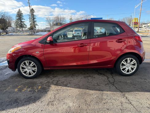 Used 2014 MAZDA MAZDA2 Sport image 6