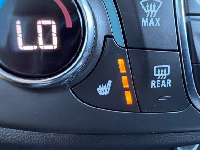 Used 2022 Chevrolet Traverse LT w/ LPO, Cargo Package AWD/4WD image 36
