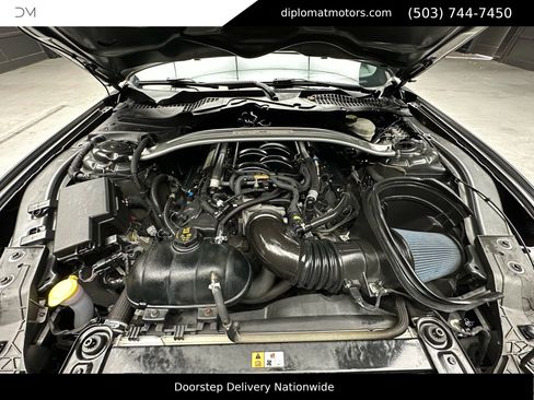 Used 2016 Ford Mustang Shelby GT350 w/ Technology Package image 46
