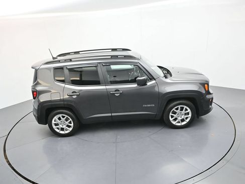Used 2020 Jeep Renegade Latitude FWD image 30
