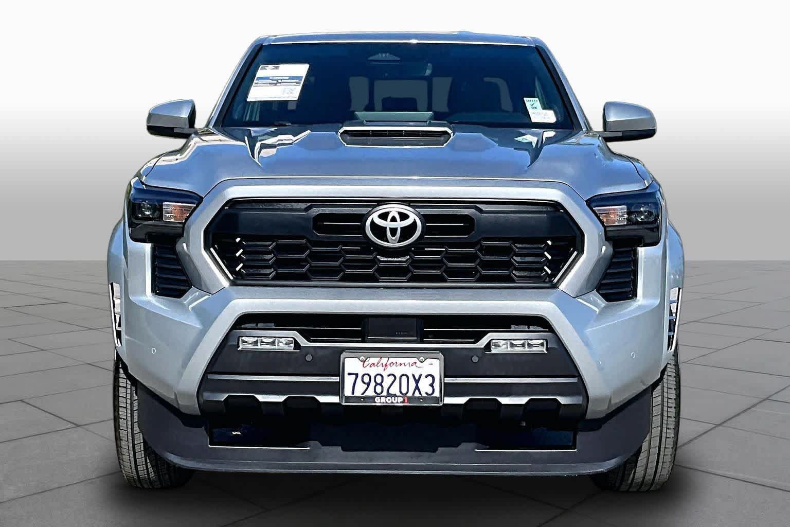 Used 2024 Toyota Tacoma TRD Sport w/ TRD Sport Upgrade Package AWD/4WD image 3