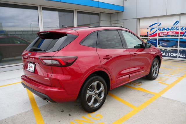 Used 2023 Ford Escape ST-Line AWD/4WD image 31