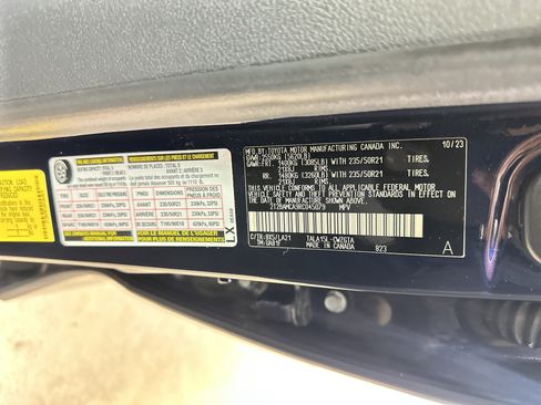 Certified 2024 Lexus RX 350 AWD w/ Convenience Package image 35