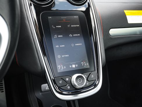 Used 2022 McLaren GT RWD image 25