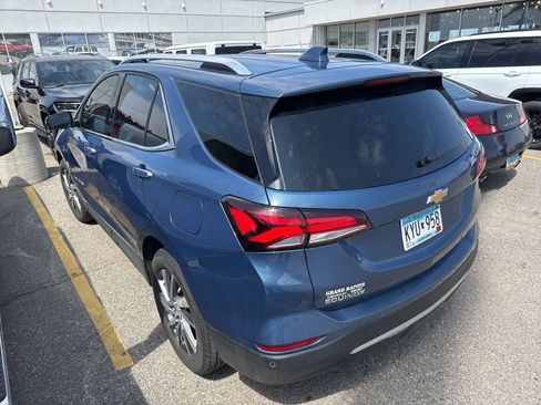 Used 2024 Chevrolet Equinox Premier AWD/4WD image 5