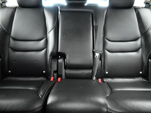 Used 2019 MAZDA CX-9 Touring image 25