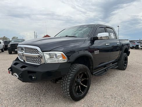 Used 2015 RAM 1500 Laramie w/ Convenience Group AWD/4WD image 4