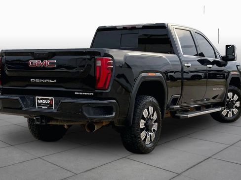 Used 2024 GMC Sierra 2500 Denali w/ Denali Reserve Package image 13