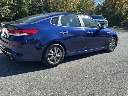 Used 2019 Kia Optima LX image 5