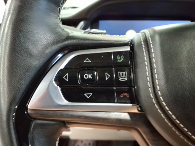 Used 2021 Jeep Grand Cherokee L Overland w/ Advanced Protech Group III AWD/4WD image 15