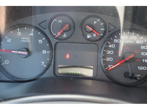 Used 2006 Ford Freestyle SEL FWD image 16