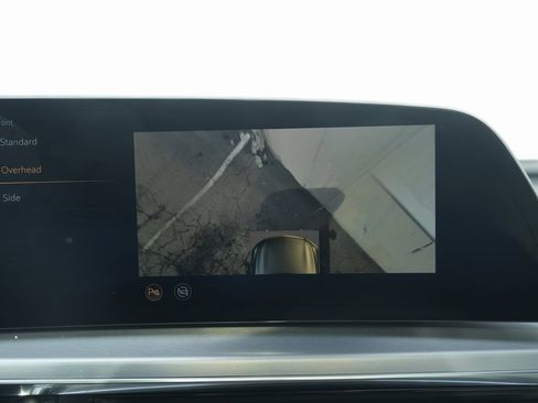 Used 2024 Cadillac Lyriq Luxury image 55