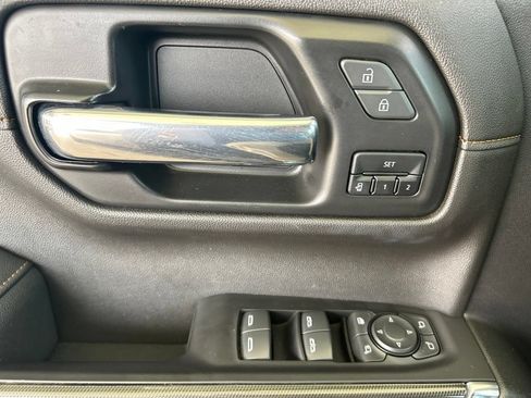 Used 2022 GMC Sierra 1500 AT4 w/ AT4 Preferred Package AWD/4WD image 28