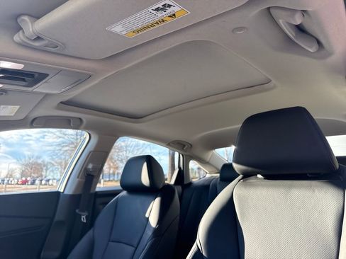 Used 2023 Honda Accord EX-L image 25