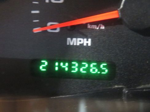 Used 2004 Ford F250 4x4 Crew Cab Super Duty image 44