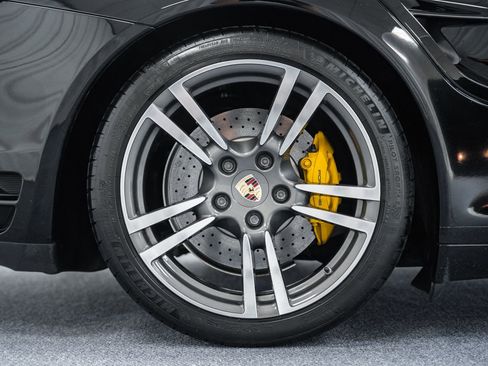 Used 2011 Porsche 911 Turbo S image 14