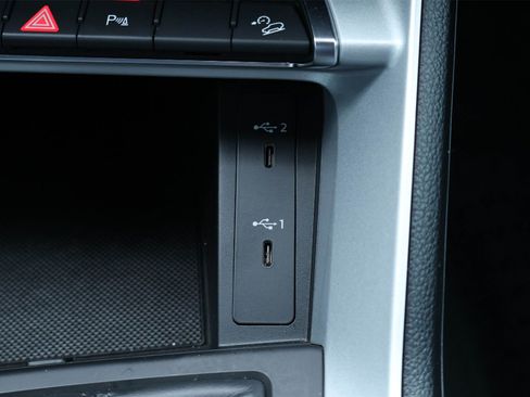 Used 2022 Audi Q3 2.0T Premium w/ Convenience Package image 26