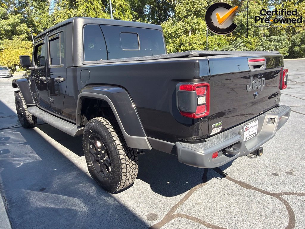 Certified 2023 Jeep Gladiator Sport AWD/4WD image 13