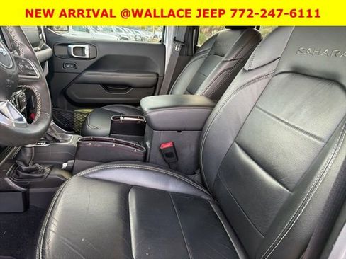 Used 2019 Jeep Wrangler Unlimited Sahara AWD/4WD image 6