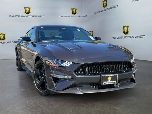 Used 2022 Ford Mustang GT Premium w/ Equipment Group 401A RWD image 3