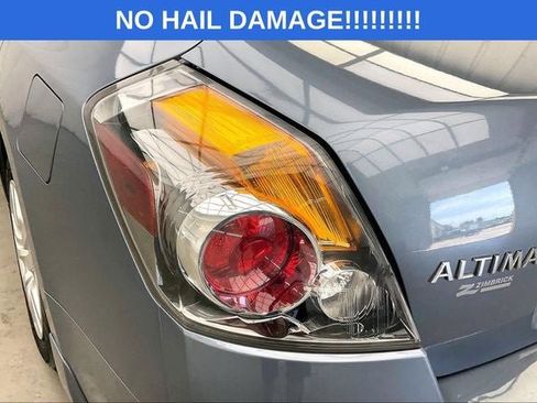 Used 2010 Nissan Altima 2.5 S FWD image 26