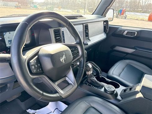 Used 2023 Ford Bronco Outer Banks image 21