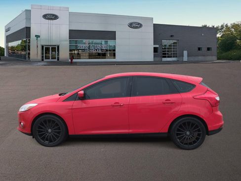 Used 2012 Ford Focus SE image 6