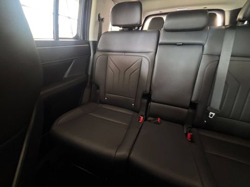 Used 2025 Hyundai Santa Fe SEL FWD image 41