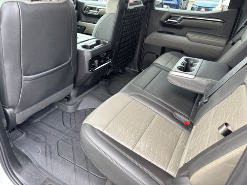 Used 2022 Chevrolet Silverado 1500 ZR2 w/ Technology Package image 20