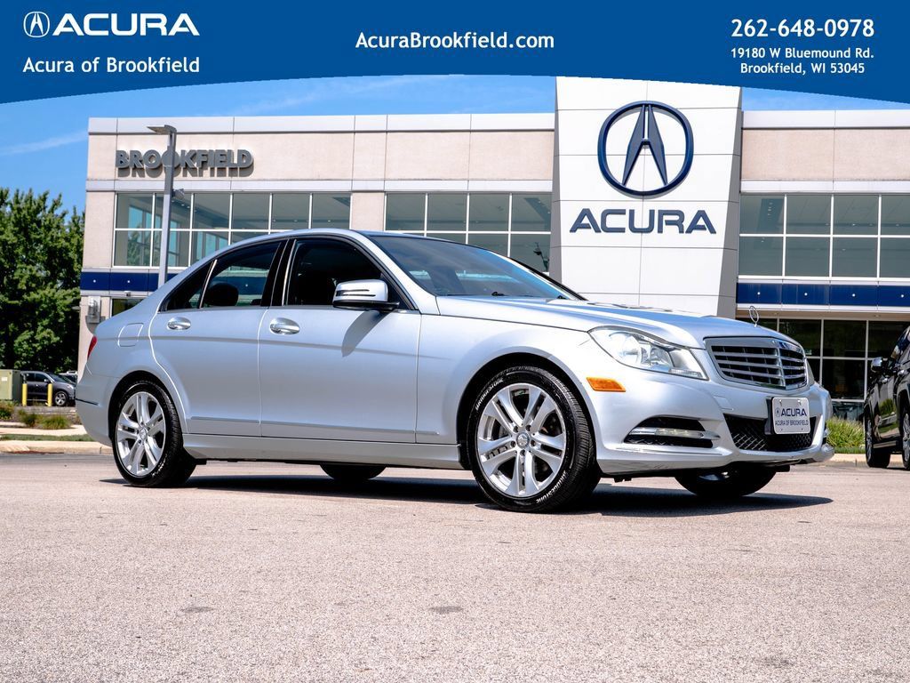 Used 2012 Mercedes-Benz C 300 4MATIC Sedan image 1