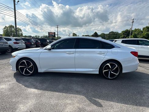 Used 2018 Honda Accord Sport image 8