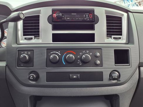 Used 2008 Dodge Ram 1500 Truck SLT image 14