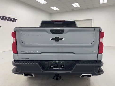 Used 2026 Chevrolet Silverado 1500 LT Trail Boss w/ LT Trail Boss Premium Package AWD/4WD image 6