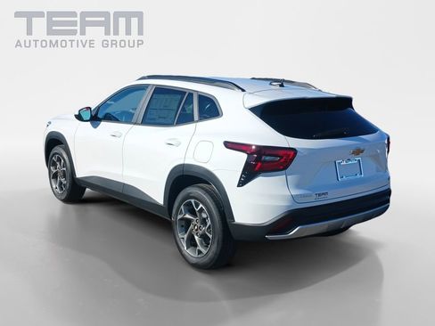 New 2026 Chevrolet Trax LT w/ Driver Confidence Package image 5