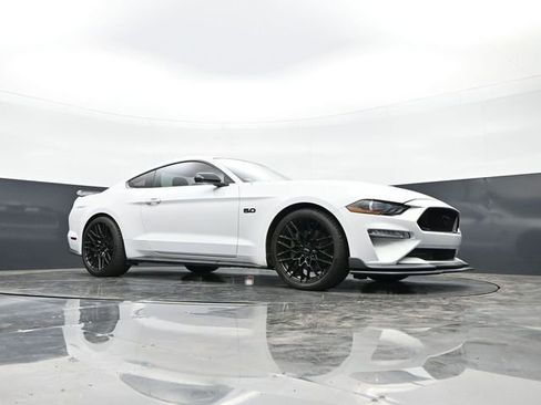 Used 2022 Ford Mustang GT Premium w/ Equipment Group 401A RWD image 35
