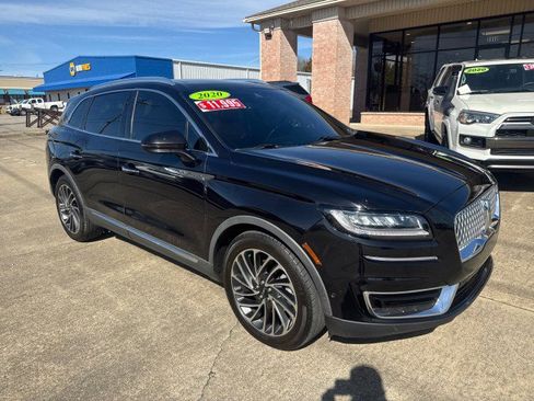 Used 2020 Lincoln Nautilus Reserve w/ Equipment Group 201A image 2