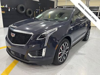 Certified 2025 Cadillac XT5 Sportv w/ Technology Package