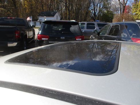 Used 2014 Chevrolet Cruze LT w/ Sun, Sound and Sport Package image 10