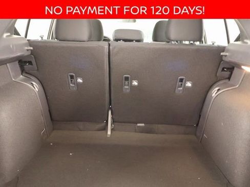 New 2025 Nissan Kicks Play S image 24