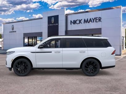 New 2026 Lincoln Navigator Reserve w/ Jet Appearance Package